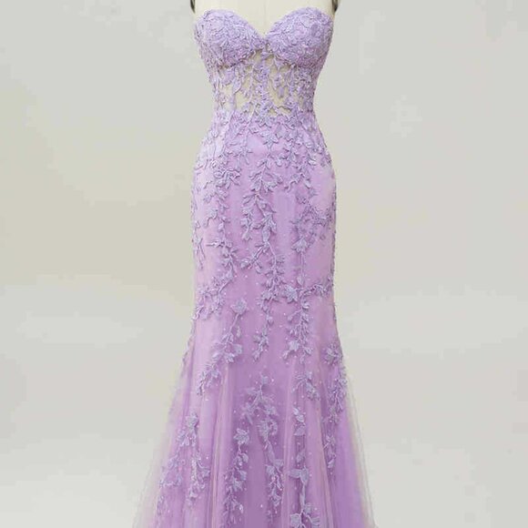 Romantic Lavender Lace Appliqué Mermaid Gown - Picture 3 of 6